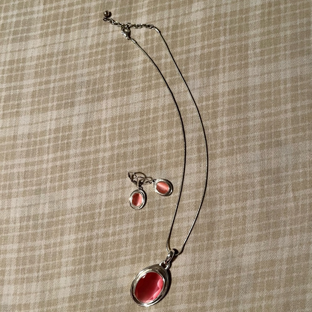 Pink Jewelry Set - Picture 2 of 4